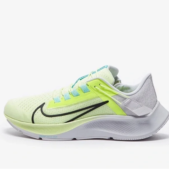 Nike Air Zoom Pegasus Flyease woman’s athletic shoes volt, black, green size 8.5 - Picture 2 of 12